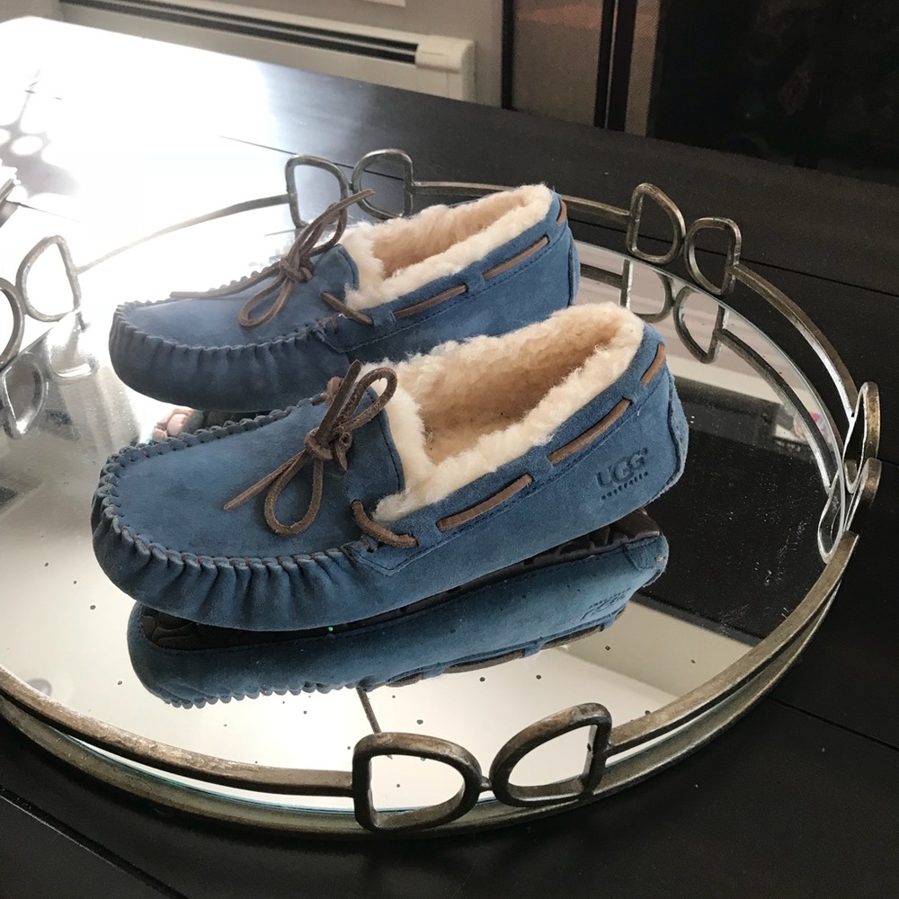 Original Uggs - image 1